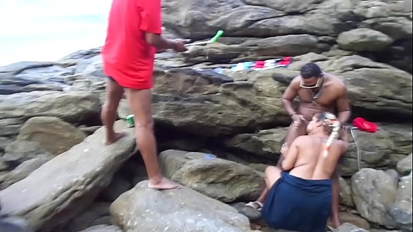 Deixei Minha esposa transar com o NEGOCATRA !!!