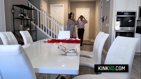 Nonton Sexy Teen Slut Shows Her Hidden Talents On Camera thumbnail