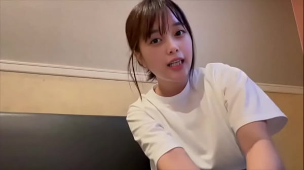 Nonton 【カラオケオナニー】今日も大好きなカラオケ屋さんで歌った後はオナニーでも発散してきて最高でした thumbnail