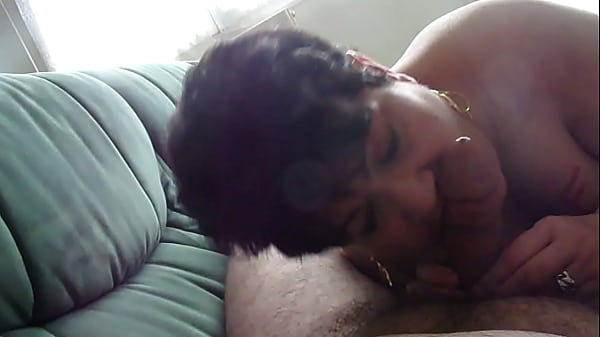 Chienne marie re&ccedil;oit un nouveau fan