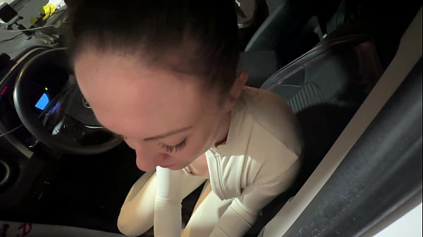 Nonton After The Driving Lesson, Things Got Hot Inside The Car . Hard Deep Throat thumbnail