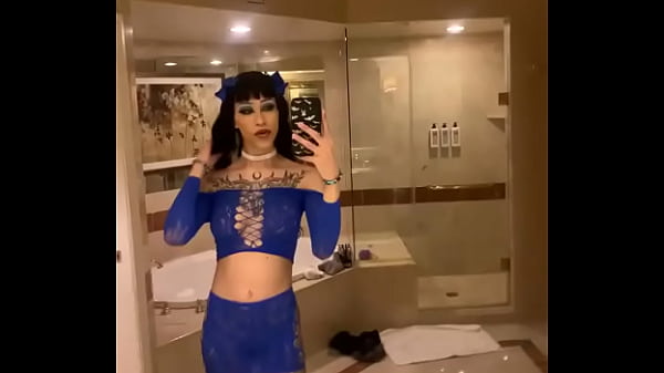 Nonton Here&rsquo;s Me Before Getting Stuffed With 3 Cocks Then Covered In Piss? thumbnail