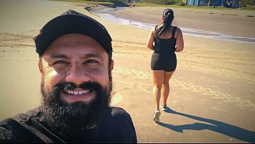 Fetiche de Suor: Lambi o Suvaco e a Buceta Salgada na Praia 