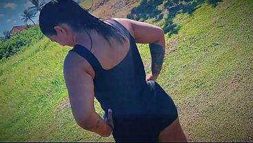 Nonton Fetiche De Suor: Lambi O Suvaco E A Buceta Salgada Na Praia thumbnail