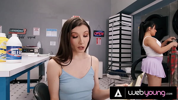 Nonton Let's Fuck While Waiting thumbnail