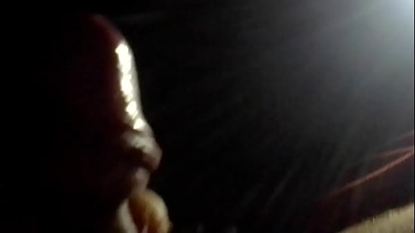 Masturbaci&oacute;n amateur real con lefazo final 