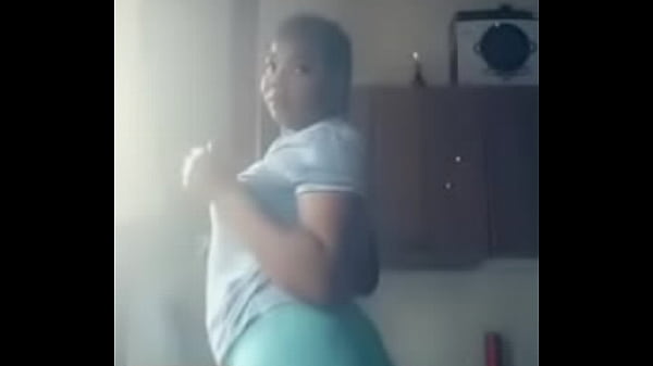 Nonton Ass Bouncing thumbnail