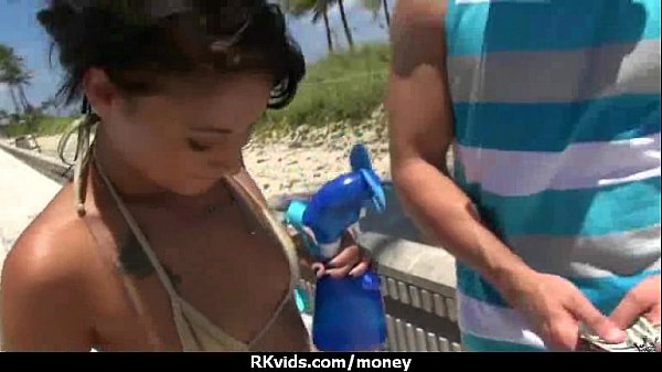 Hot sexy amateur babe needs a lift and takes cash 30