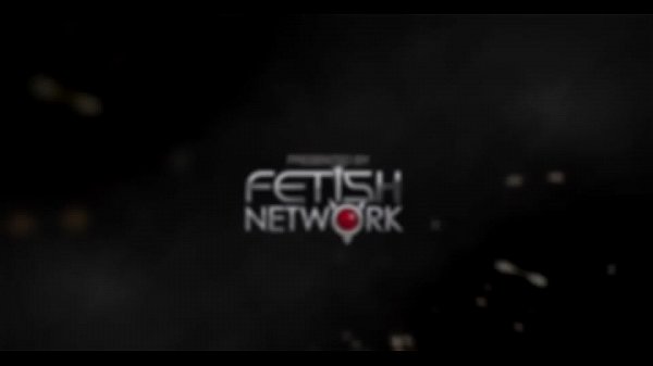 Nonton Voracious Cutie Ezmie Lee's Pussy Do It Better thumbnail