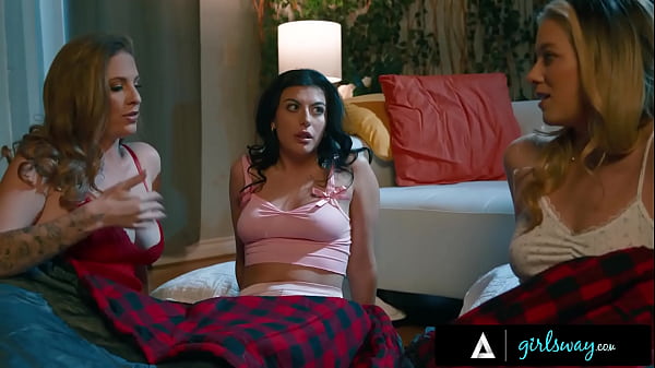 Play MP4 - GIRLSWAY - Shocked River Lynn Caught Stepmom Annie King Having An Affair With Her Bestie Gal Ritchie