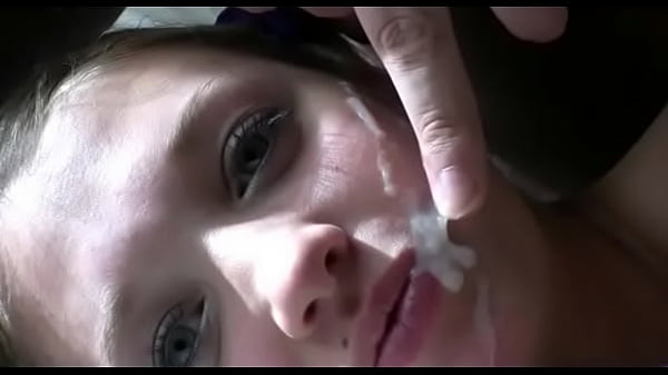 Ejaculare pe o tipa bine