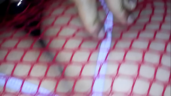 Quiere que le meta algunos juguetes anales mi novia 