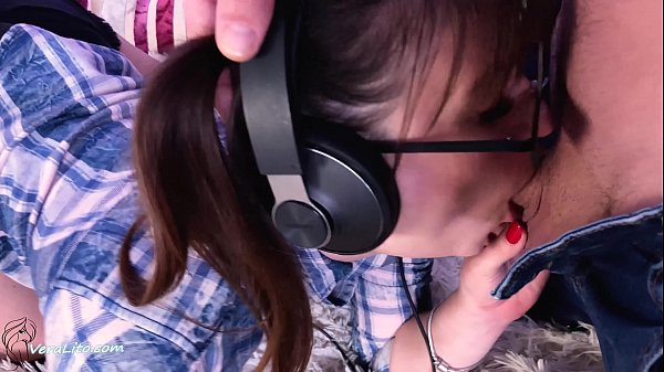 Geek Girl Blowjob Dick Husband and Doggystyle Fuck Cum Swallow