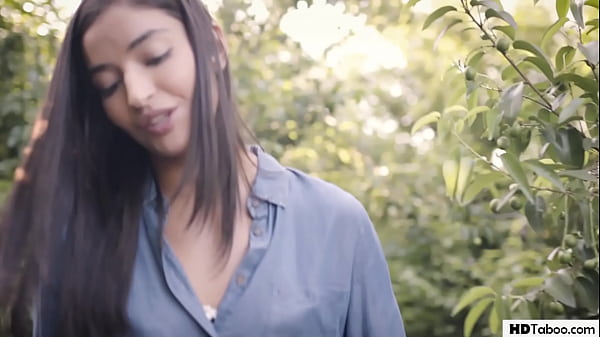 Nerdy girl having sex with_bully - Emily Willis_and Gianna Dior