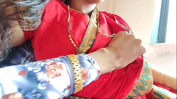 कामवाली कांताबाई_उर्फ मुस्कान भाभी_कि मकान मालिक ने थुक लगाकर गांड औरचुत चोदी