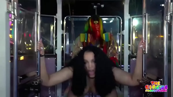 Play MP4 - Fucked slut at Old Town in Orlando Florida