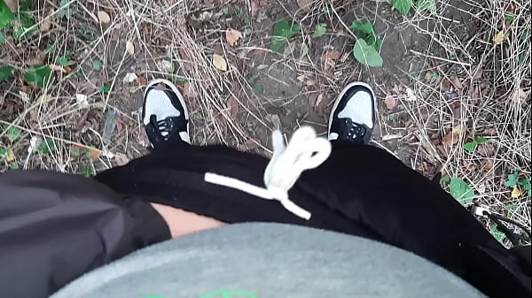 I Jerk Off In A Public Park thumbnail