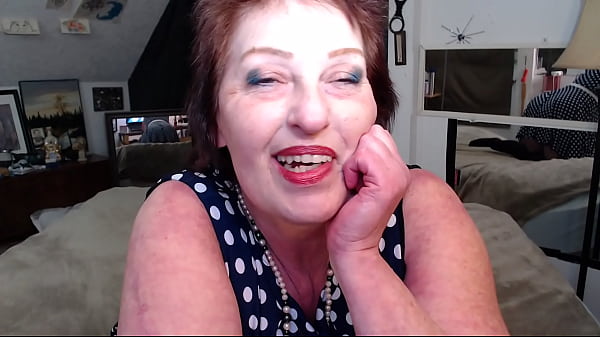 Nonton 766 Blue Eyed Dawnskye Is Enjoying Having Her Pussy Ate (pov) So Much, That She Brings Her Fat Dildo Into Play And Sticks It To His Chin thumbnail