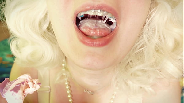 Asmr Mukbang Video Close Up - Vore Mouth Fetish thumbnail