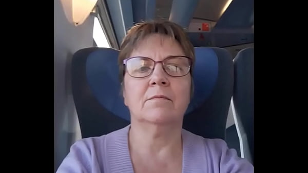 nadine marault  se met a poil 