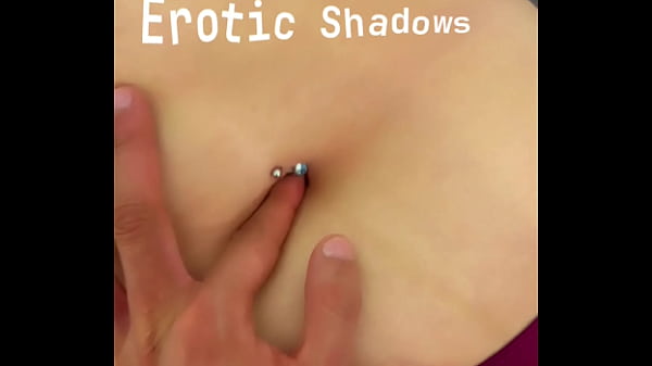 A good finger in this beautiful navel 