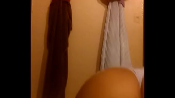 her first twerking video 