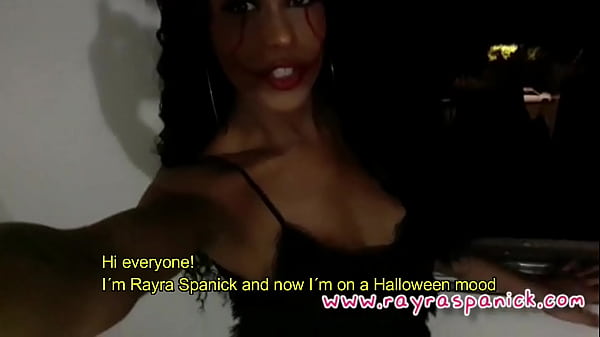 Play MP4 - Um M&eacute;nage de Halloween &vert; Preparativos no Motel &vert; Bastidores &vert; Feat&period; Barbara Saad &vert; TransBrazil