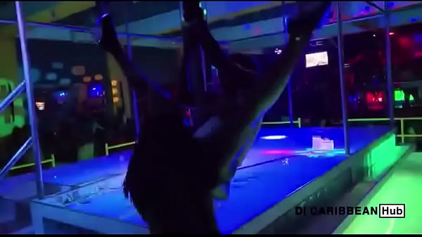 Play MP4 - We take over the club