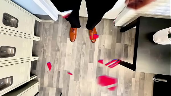 Nonton Sexy Pawg Swallows Huge Load thumbnail