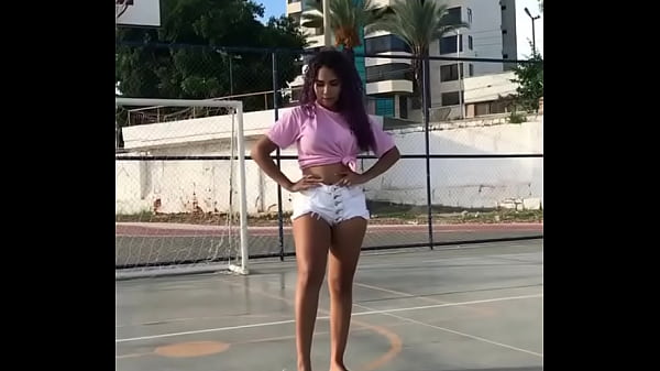 Nonton Francilene Sampaio Da Dan&ccedil;ando thumbnail