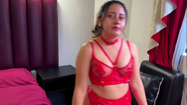 Play MP4 - Hijastro se folla a su madrastra y se corre dentro&period;