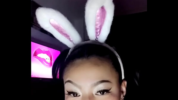 PLAY BOYBUNNY SHOWS HERWET PUSSY FOR YOU