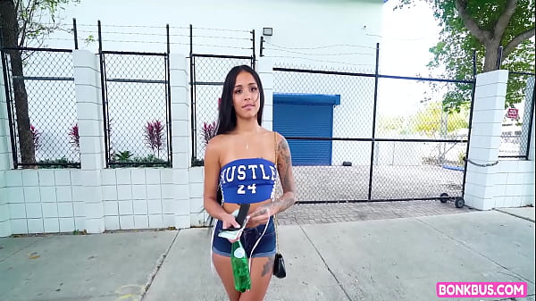 Camila Cortez Colombian Student getsFucked_In Bus