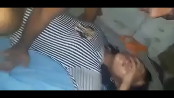 J&oacute;venes caliente follan y se vuelven viral 