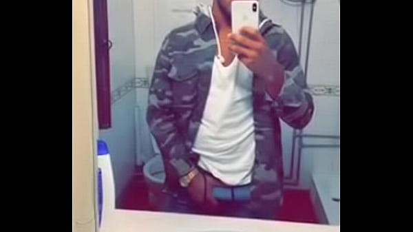 Dotado pegando na rola