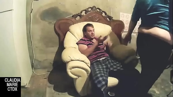 Trabajando en el coño dela mujer gorda