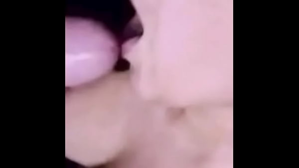 Play MP4 - Le gusta mi leche &excl;&excl;