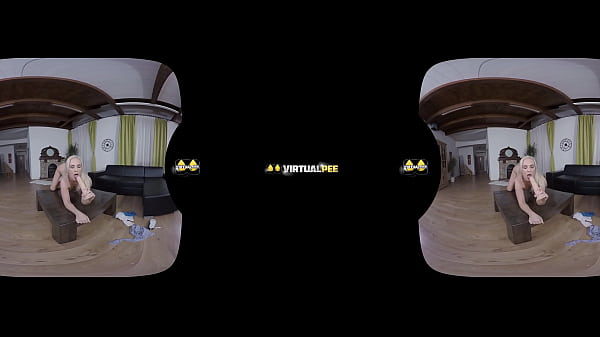 Virtual reality porn pussy pissing with stunning blonde Vinna Reed 