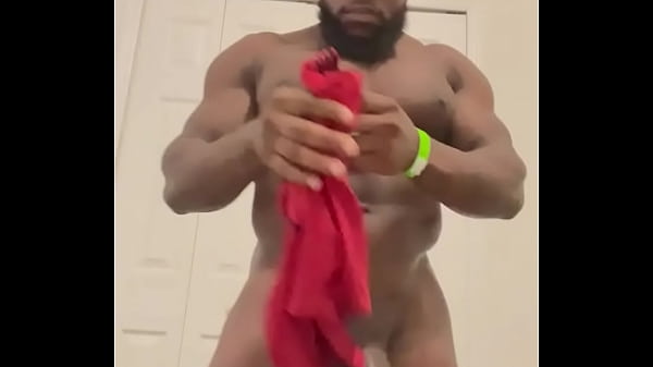 Play MP4 - MrBigDThomas