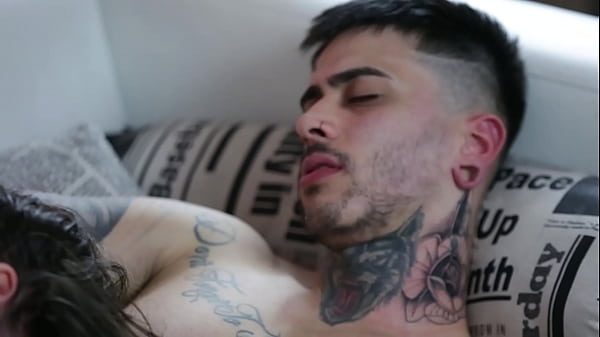 Emme White faz um boquete maravilhoso Matheus Castro