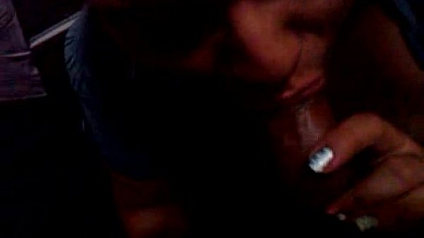 Mi puta mamando rico 