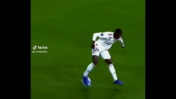 Novinho brasileiro fedendo metade da espanha