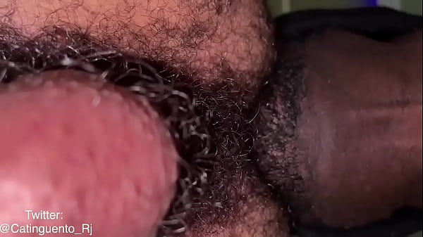 Eu chupando o cu peludo do paulista algum peludo a fim de l&iacute;ngua no cuzinho 