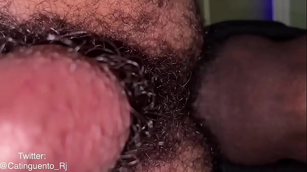 Eu chupando o cu peludo do paulista algum peludo a fim de l&iacute;ngua no cuzinho