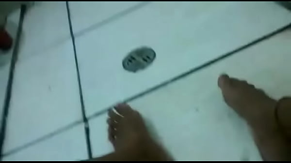 Minha amiga do WhatsApp_mijando_e gozando pra mim