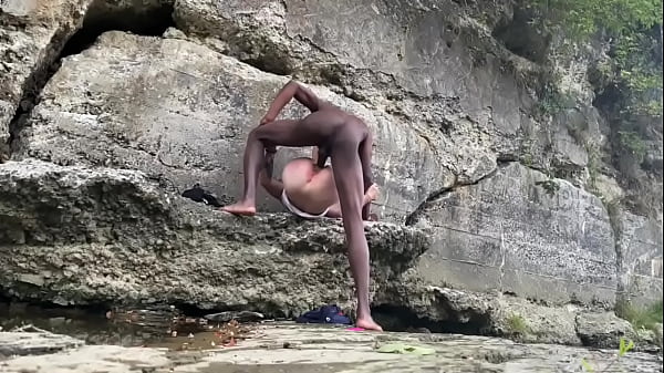 Play MP4 - BigDaddyKJ&colon; Interracial Couple Fucks On Hike &vert; Preview