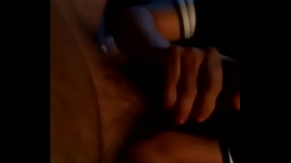 Mi amigame da una rica_mamada de verga