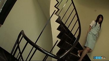 Nonton She Was Engaged In A Phone Conversation While Masturbating. thumbnail