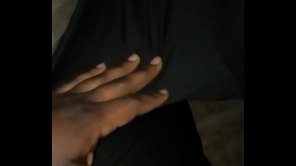 Play MP4 - she thought chubby dudes was small lol