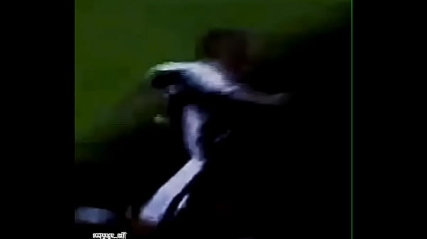 Edilson capetinha punindo as garotas espanholas no morumbi 